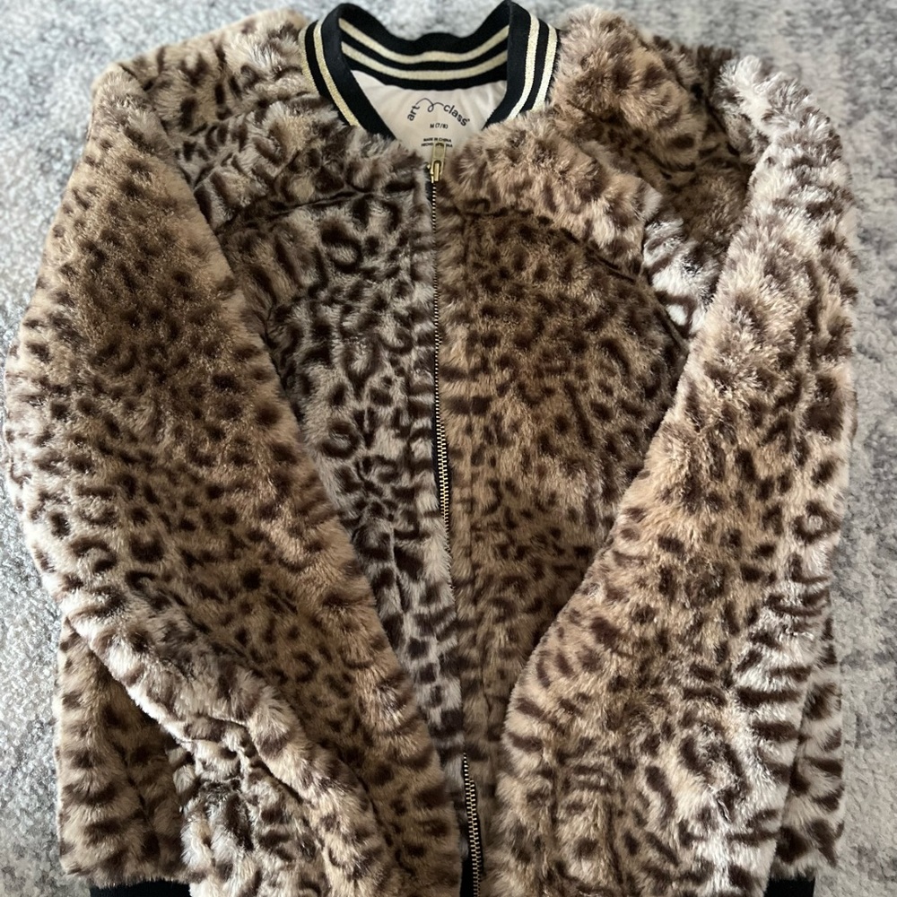 Girls 7/8 Abercrombie long sleeve shirts